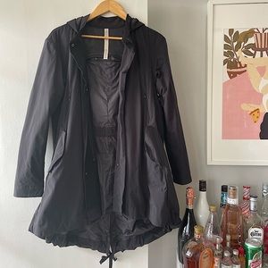 Lululemon black raincoat - Moving sale 📦